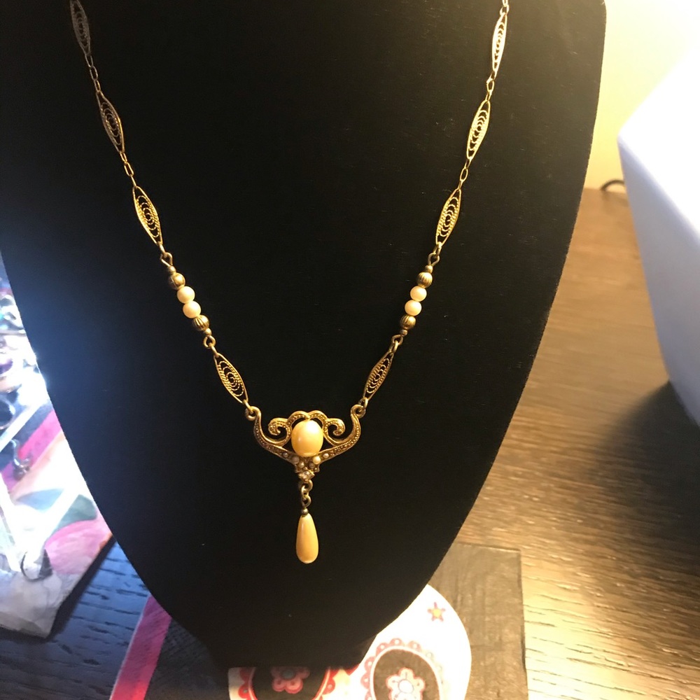 1925 costume jewelry set